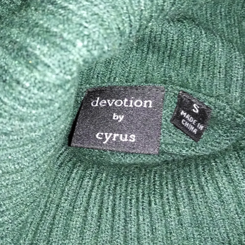 Devotion by Cyrus Ottoman Turtleneck Sweater S